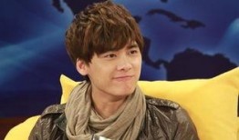 李易峰搓碟爆料视频播放,揭秘明星幕后生活瞬间